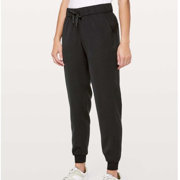 lululemon on the fly jogger